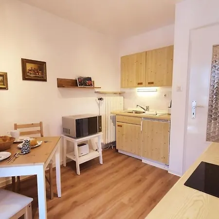 Mika -101- ミッテンヴァルト